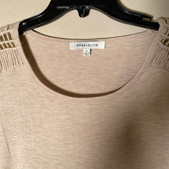 Rose & Olive cream boho styled tee shirt top - Picture 6 of 7